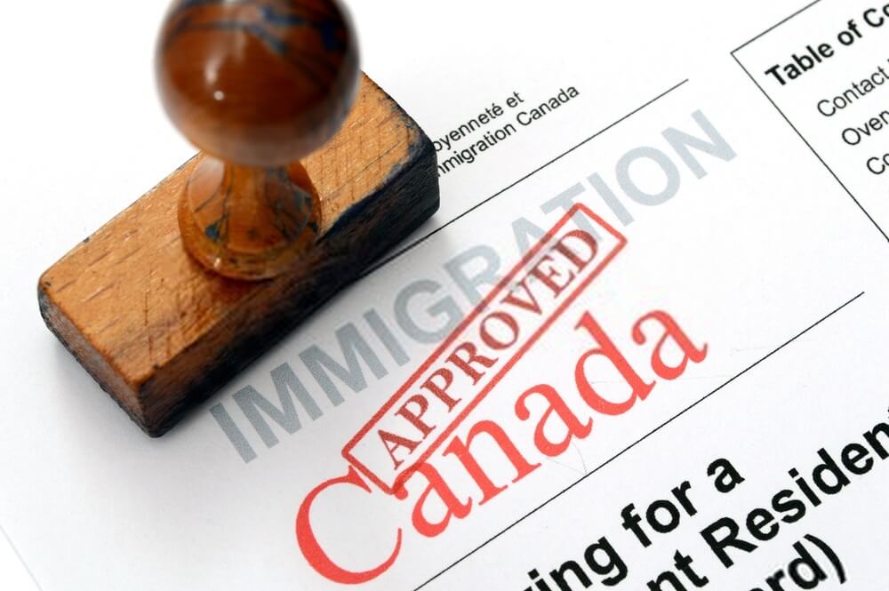 được duyệt đi định cư canada